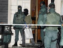 Aitzol Iriondo llega a Par�s para continuar el interrogatorio