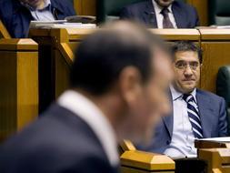 El PNV ganar�a en votos las elecciones vascas pero empatar�a a esca�os con el PSE