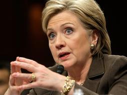 Clinton aboga por fortalecer la imagen exterior de EEUU