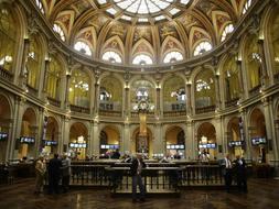 El Ibex se dispara impulsado por los grandes bancos