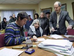 El Gobierno ordena a la Abogac�a del Estado proceder contra las candidaturas de Askatasuna y D3M