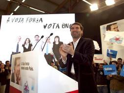 Arranca la campaña en Galicia con una pegada de carteles adaptada las nuevas tecnologías