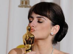 �Tard� cinco minutos en mirarle a la cara�