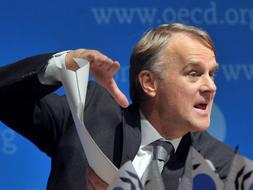 La OCDE recomienda a Espa�a flexibilizar el mercado laboral y abaratar el despido