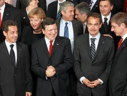 Los Veintisiete descartan aprobar nuevos planes fiscales hasta comprobar la efectividad de las medidas tomadas 