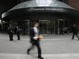 Las primas de AIG a sus ejecutivos son mayores de lo previsto