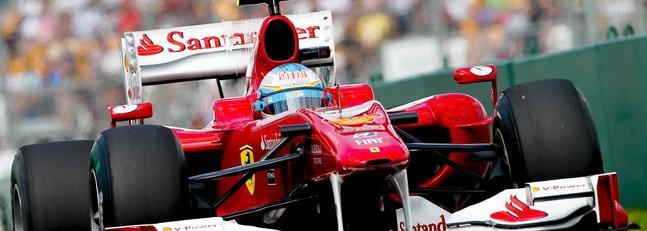 Fernando Alonso, en persecuci�n de los Red Bull
