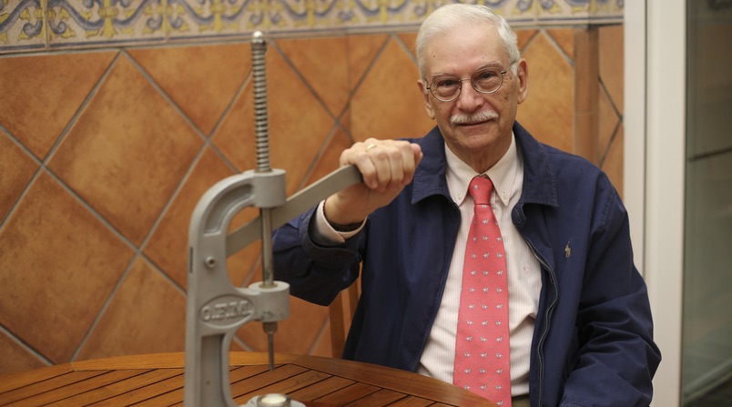 Luis Rejano: «El retraso del verdeo dificulta la fermentación de la aceituna»