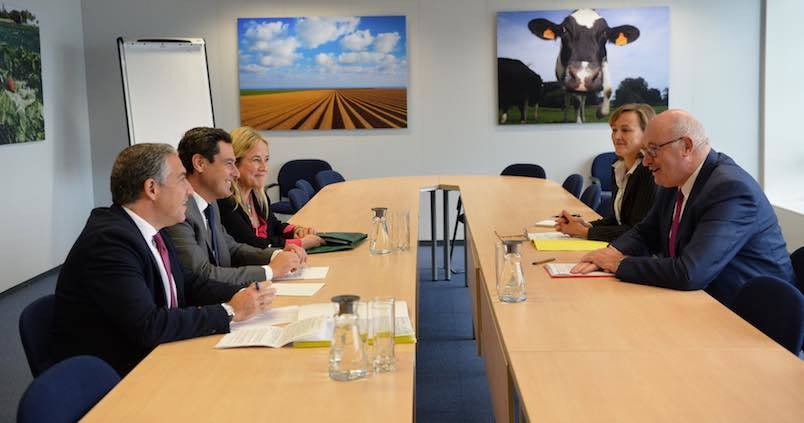 Andalucía mirará a mercados como China ante la amenaza del Brexit y los aranceles