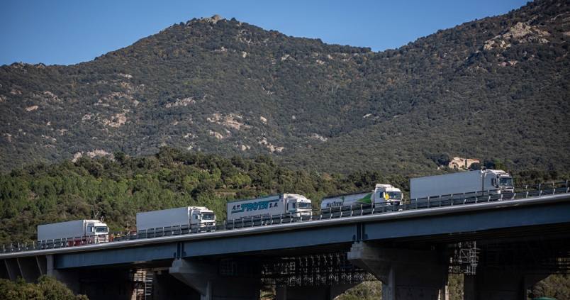 Pérdidas de hasta diez millones de euros por el bloqueo independentista en La Junquera