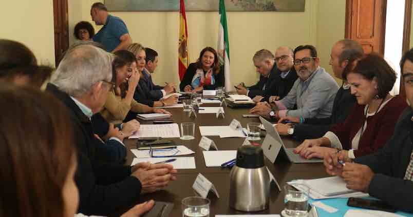 Una mesa específica de frutas y hortalizas articulará al sector en Almería