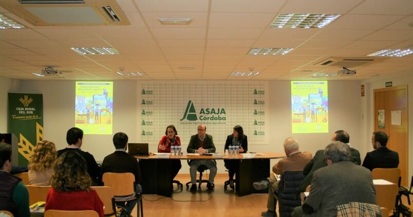 La comercialización del producto agrario se debate entre los más jóvenes