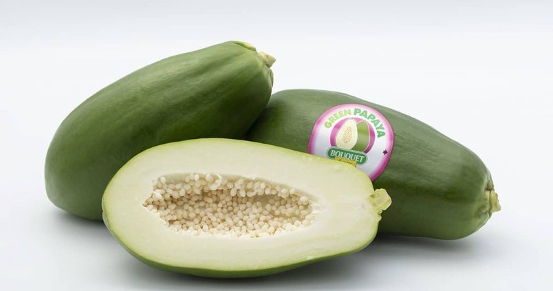Anecoop lanza al mercado la papaya verde, una fruta que se consume como una hortaliza