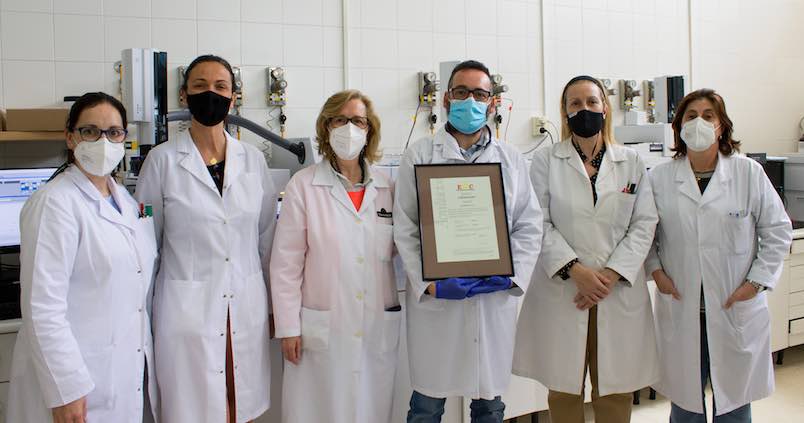 El laboratorio de Oleoestepa único en lograr la acreditación en el análisis integral del aceite y aceituna