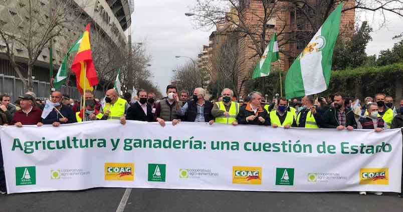 Asaja rechaza la subida del SMI: «El campo no aguanta más»