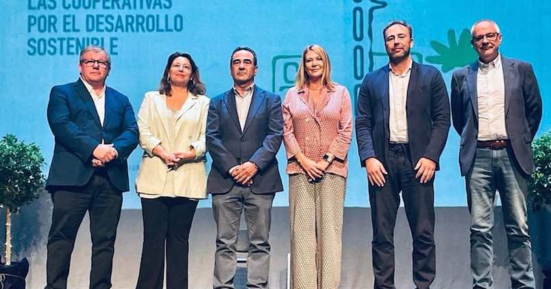 El cooperativismo agroalimentario andaluz supone el 6% del PIB de Andalucía