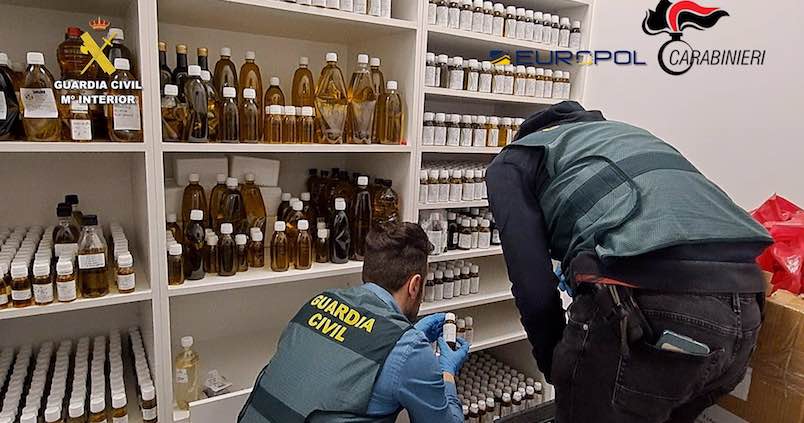 Once detenidos acusados de distribuir internacionalmente aceite de oliva adulterado