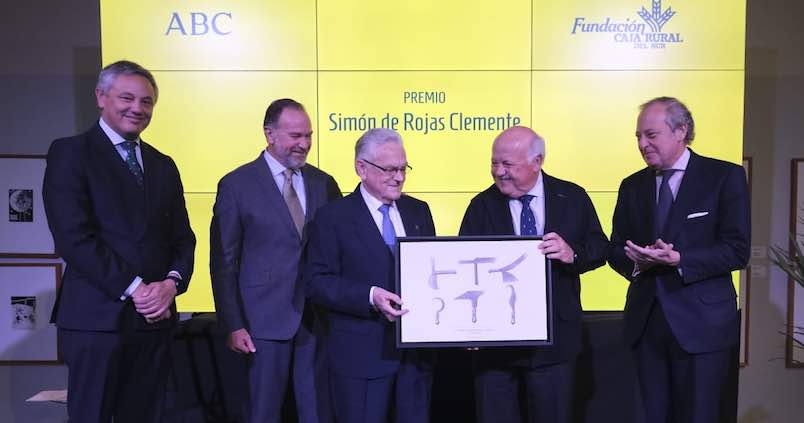 El empresario Juan Cano recibe el XVI Premio Simón de Rojas Clemente