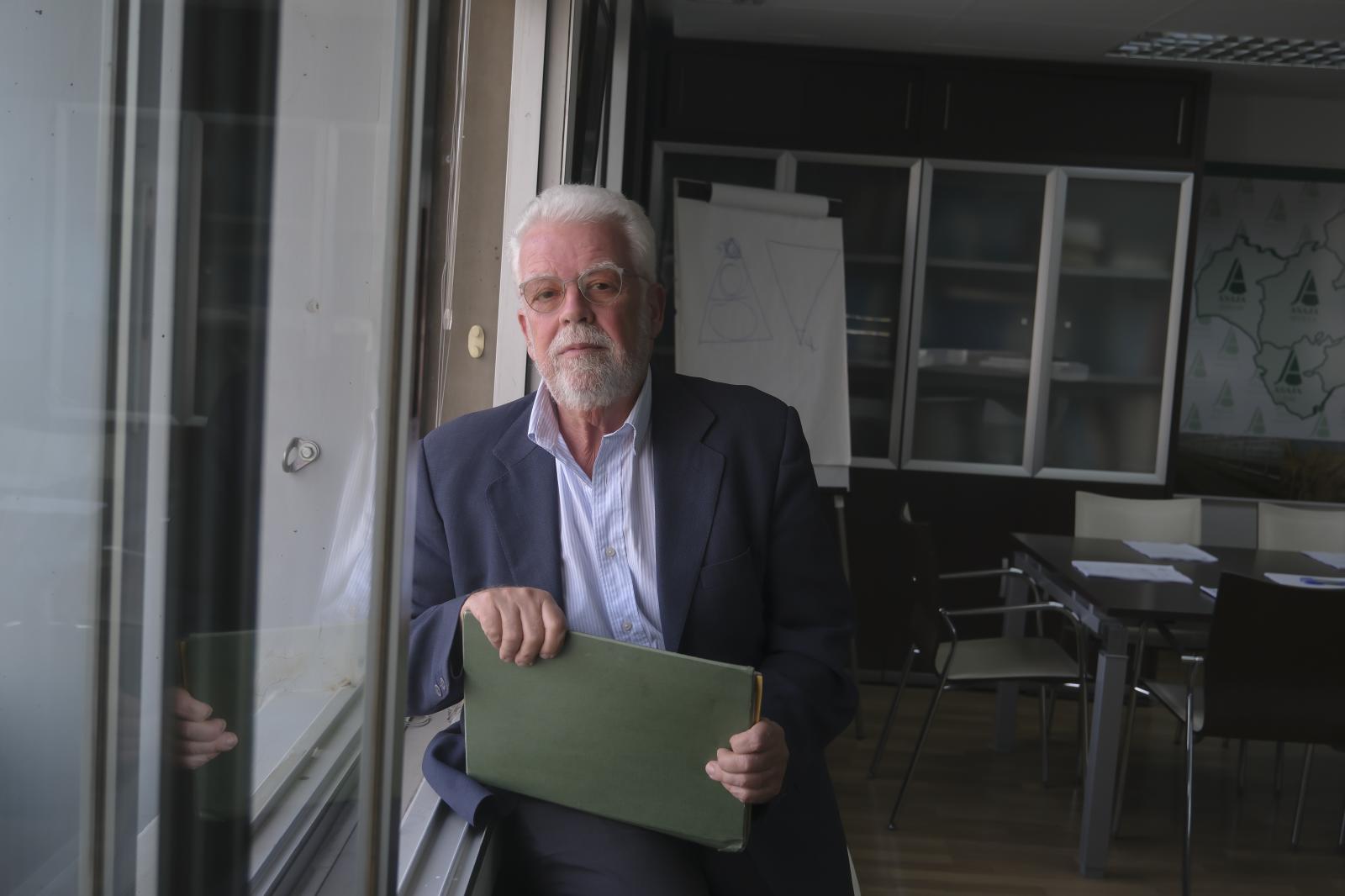 Ricardo Serra: «La sociedad ha dejado de valorar el trabajo en el campo»