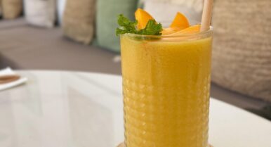 El fruto exótico que triunfa entre los famosos para combatir el envejecimiento: Rosa Fernández te explica por qué