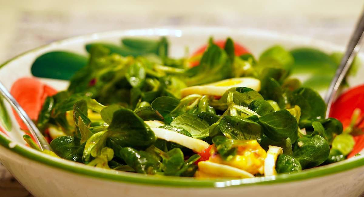 La cena que la nutricionista Rosa Fernández recomienda para levantarte con el vientre más plano: «Lo importante es la constancia»