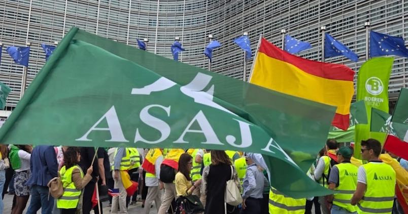 «18-D: No es sólo la PAC, es ante todo tu comida», por María Morales (Asaja Sevilla)