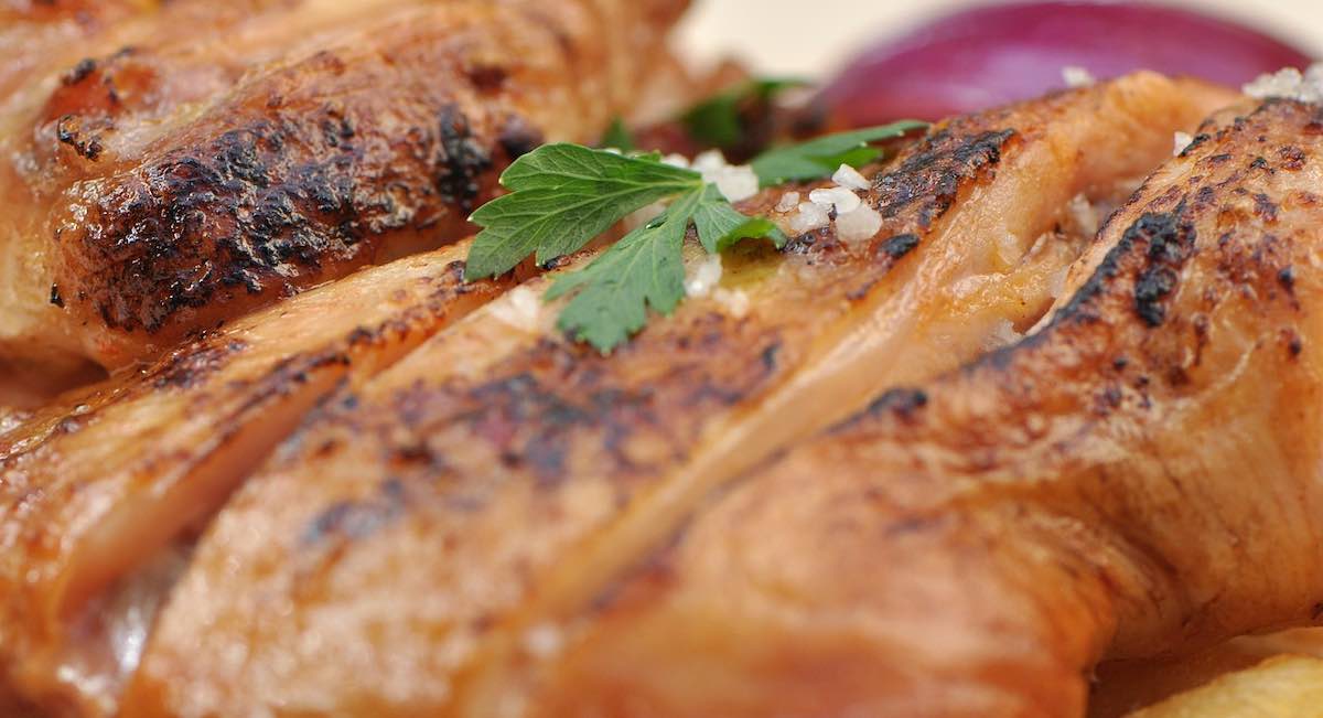 ¿Vale la pena pagar más por el pollo de corral? La nutricionista Rosa Fernández desvela su impacto real en el organismo