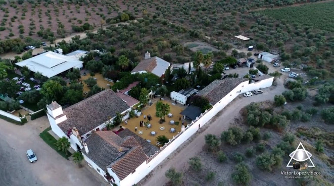 661x369-santateresa4