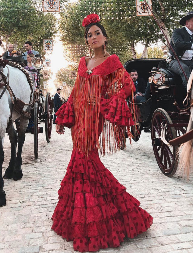 tocino piel Analgésico Feria de Abril Sevilla 2022: ¿En qué famosas e influencers inspirarte para  vestirte de flamenca?