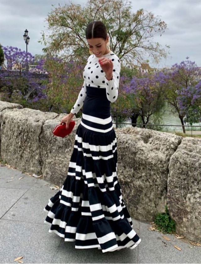 Moda Flamenca Online - Falda Flamenca Lunares 2023