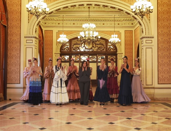 Desfile de Ana Ferreiro en We Love Flamenco 2021