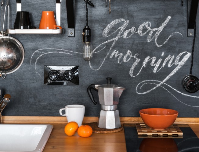 Ideas bonitas y prácticas para decorar la pared de la cocina y darle mucha  personalidad