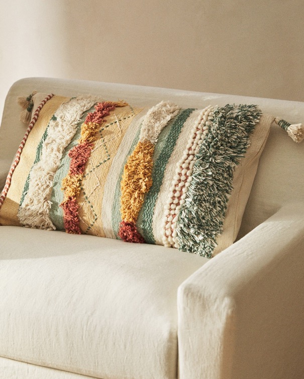 funda de cojín, de Zara Home