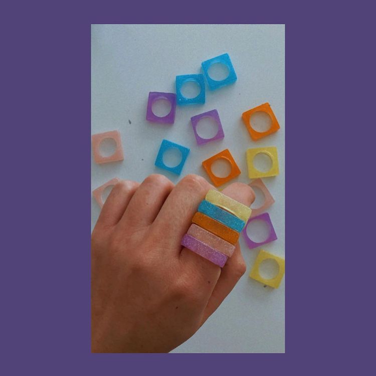 Anillos de @lilacearrings