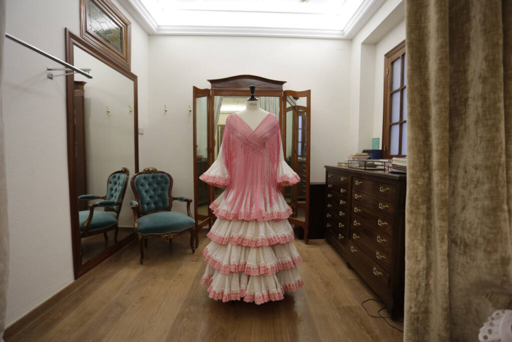 vestido gracia monaco lina