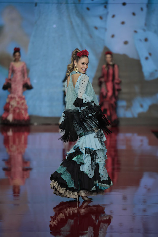 peinados flamenca 2022 cola alta