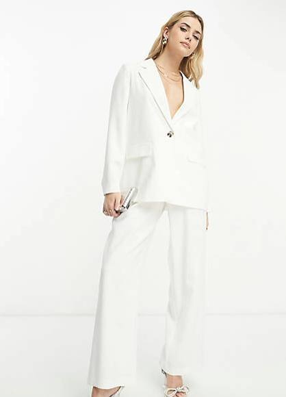 traje sastre Princesa Leonor