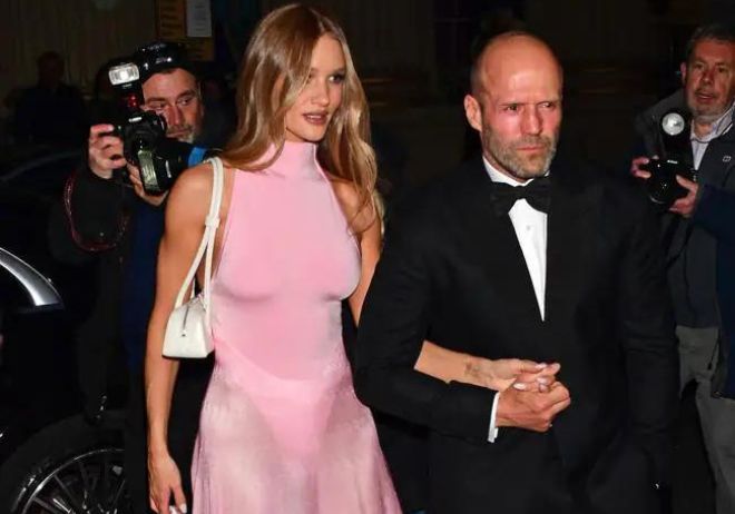 Rosie Huntington-Whiteley junto a su marido, Jason Statham / GTRES