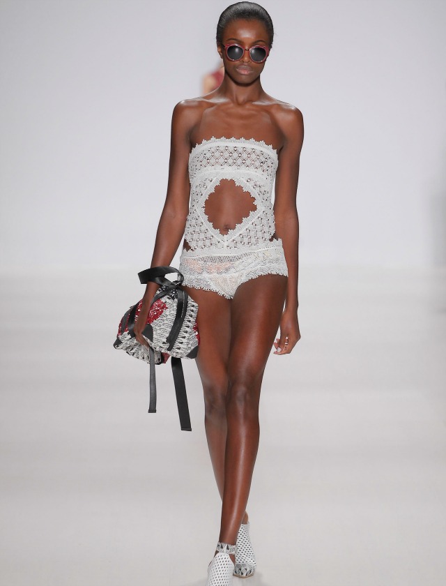 Custo Barcelona y su coleccion Tropicalism