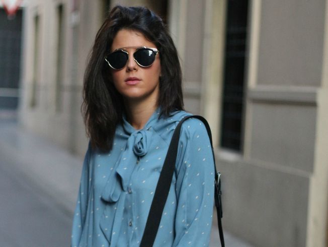 La feminidad de las blusas con lazada