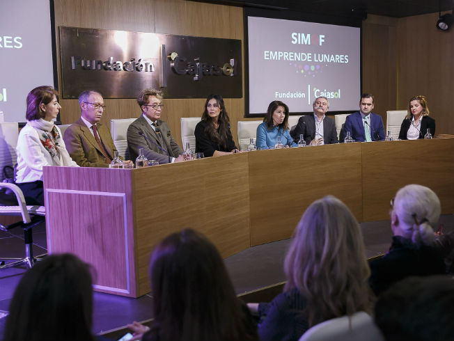 Participantes en la mesa redonda de clausura de Simof, Salón Internacional de Moda Flamenca