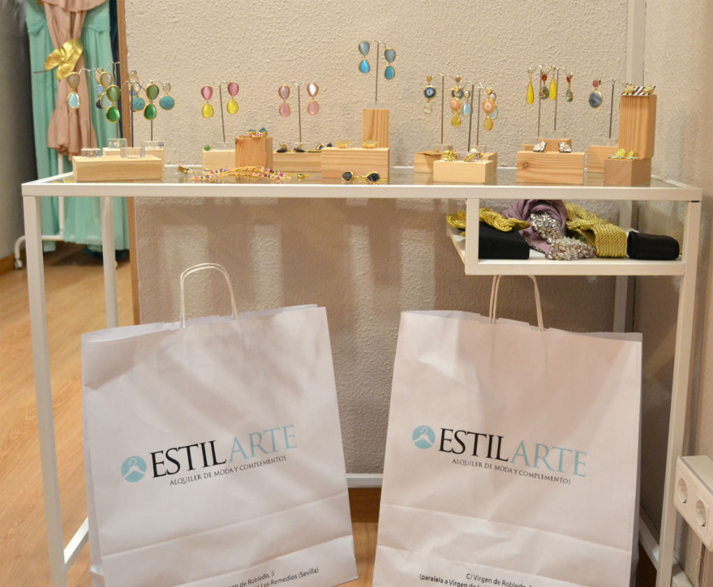 Estilarte: Alquiler de moda para invitadas a eventos especiales de todas las tallas en Sevilla