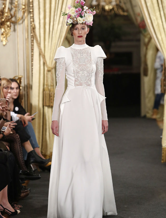 Desfile de Fernando Claro con la colección de novias 2018 en Atelier Couture 2017