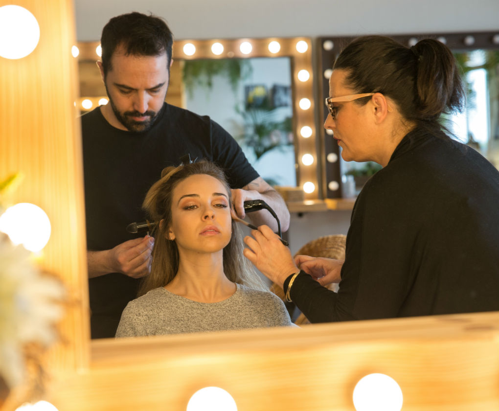 Paso a paso del maquillaje de día (natural clásico) para vestir de flamenca en la feria de Sevilla creado por Líbero (Quino Amador y Patricia Franco). Foto: Laura Álvarez