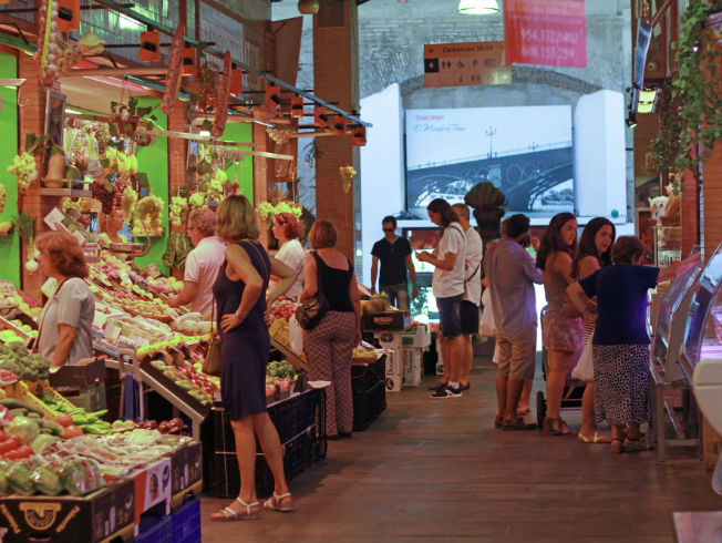 Mercado de Triana, cómo adaptarse a los nuevos tiempos sin perder la identidad