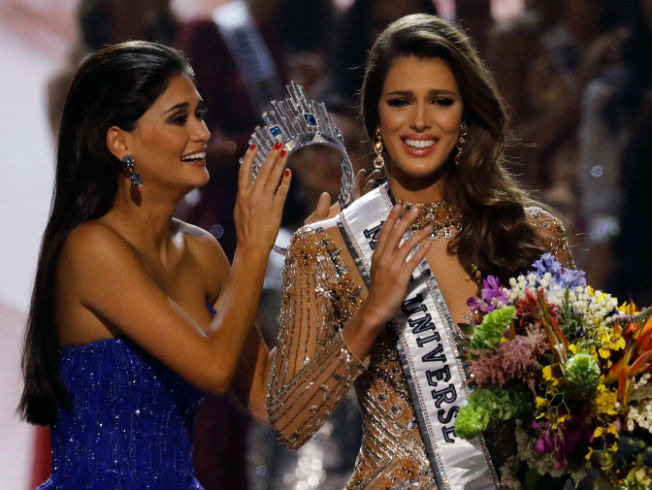 Nace en Sevilla La fábrica de la belleza, una escuela para formar misses