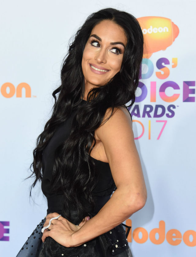 Nikki Bella es una de las famosas que lleva el pelo más largo actualmente. Foto: AFP