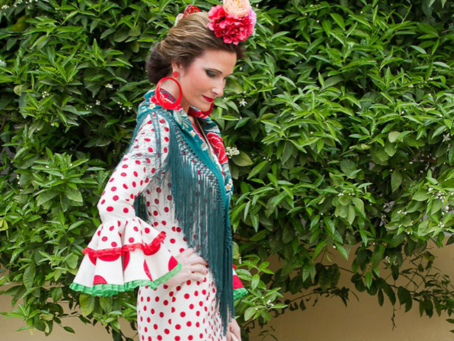 Modelo flamenca por un día en el desfile de Fabiola en Córdoba