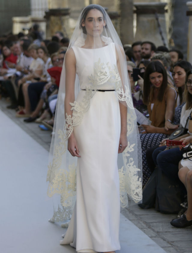 Desfile de novias de Iván Campaña de su colección 2018 en SIQ 2017. Foto: Vanessa Gómez