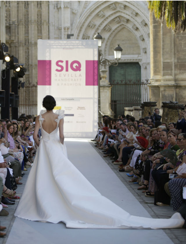 Desfile de novias de Iván Campaña de su colección 2018 en SIQ 2017. Foto: Vanessa Gómez